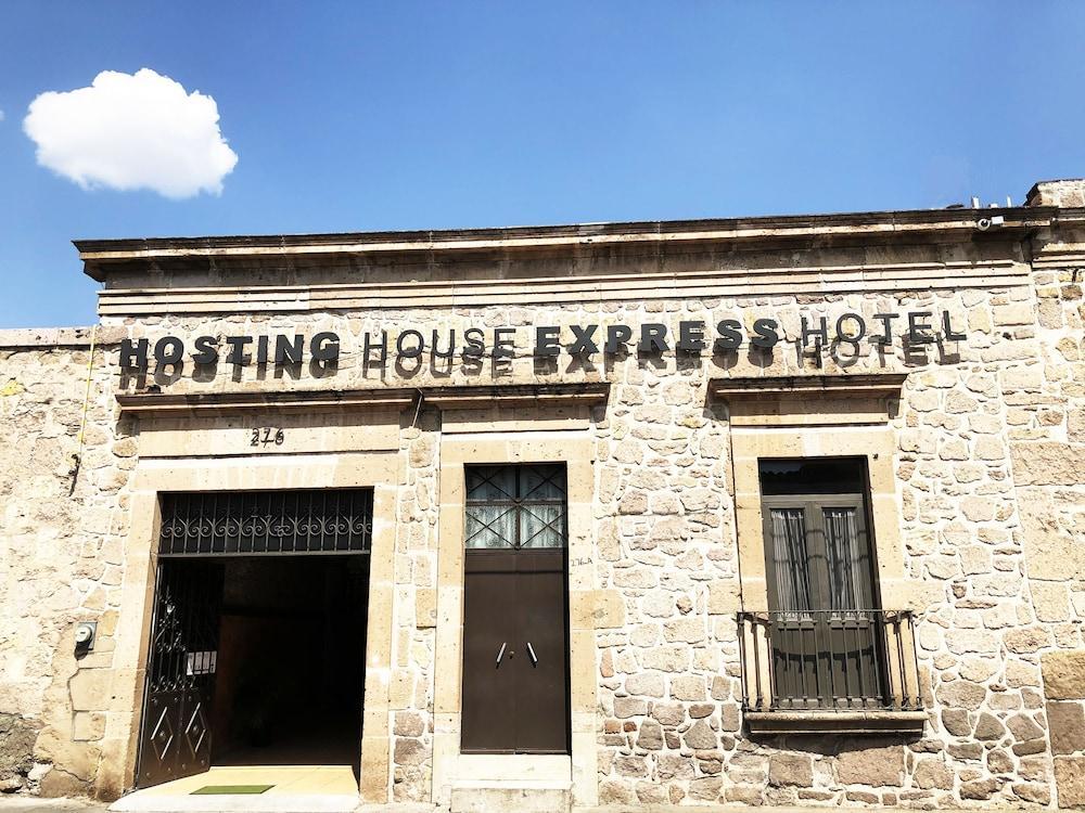 Hotel Expres By Hosting House Morelia Esterno foto